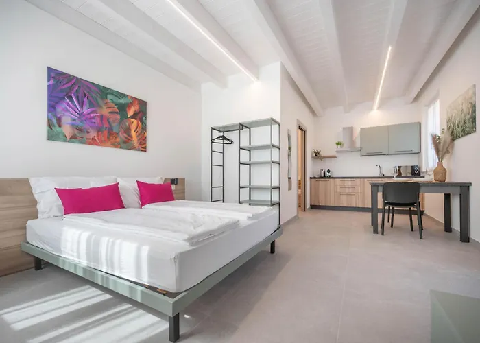 Apartament Corte Broiare